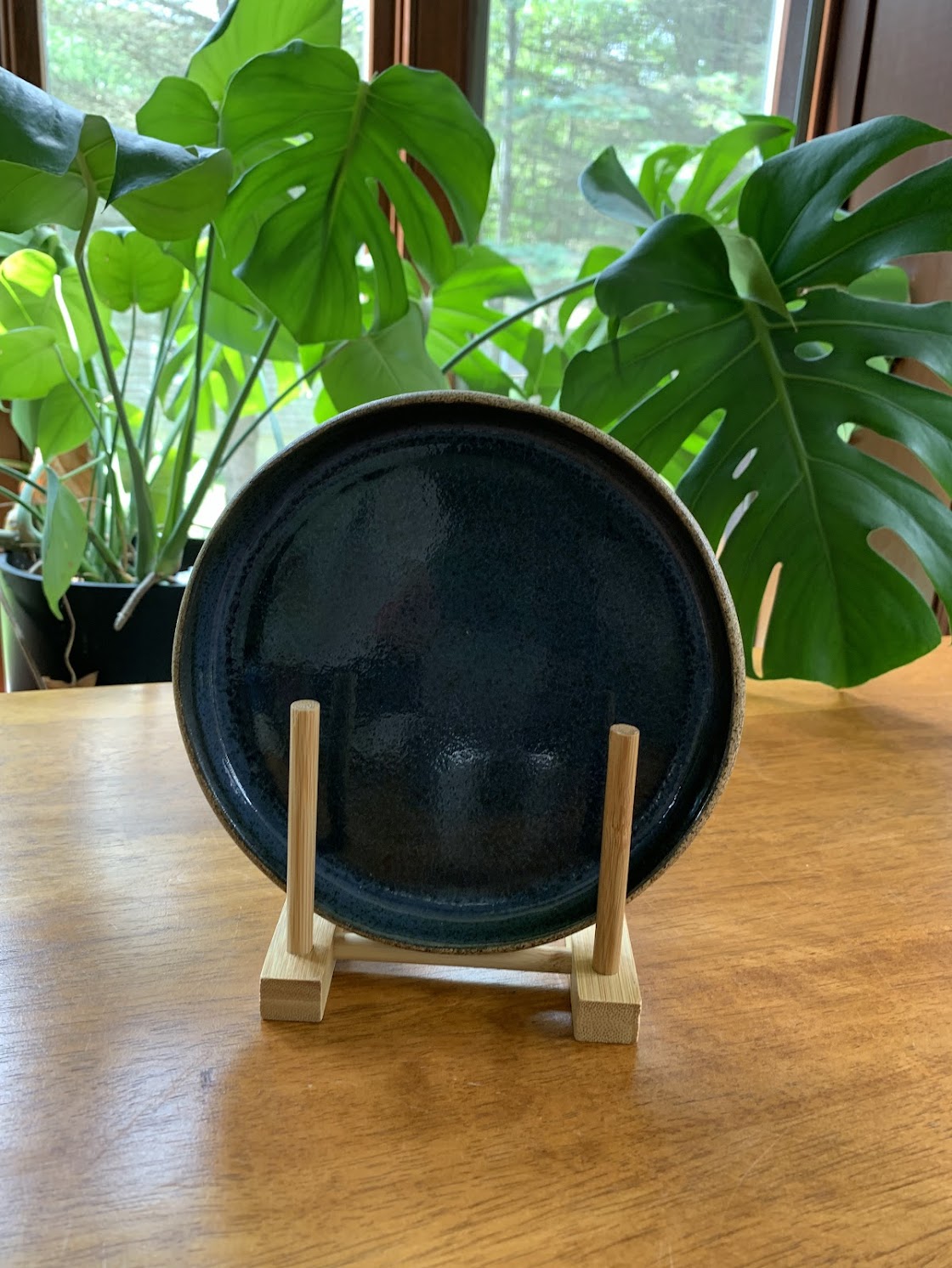 MODERN PLATE - SPECKLED NAVY