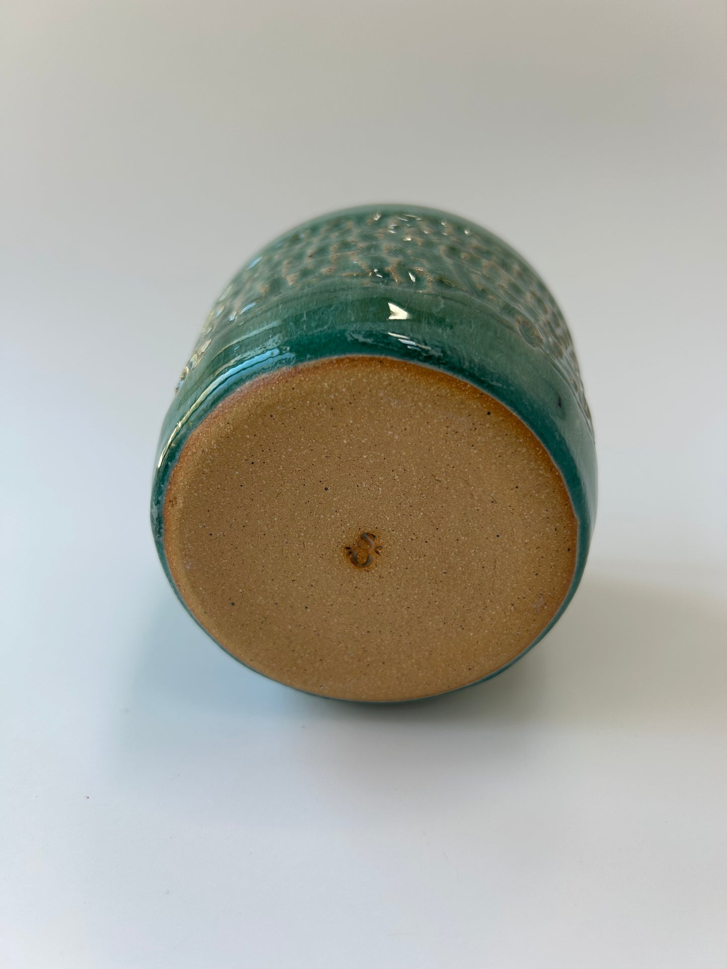 CARVED CUP - TEAL