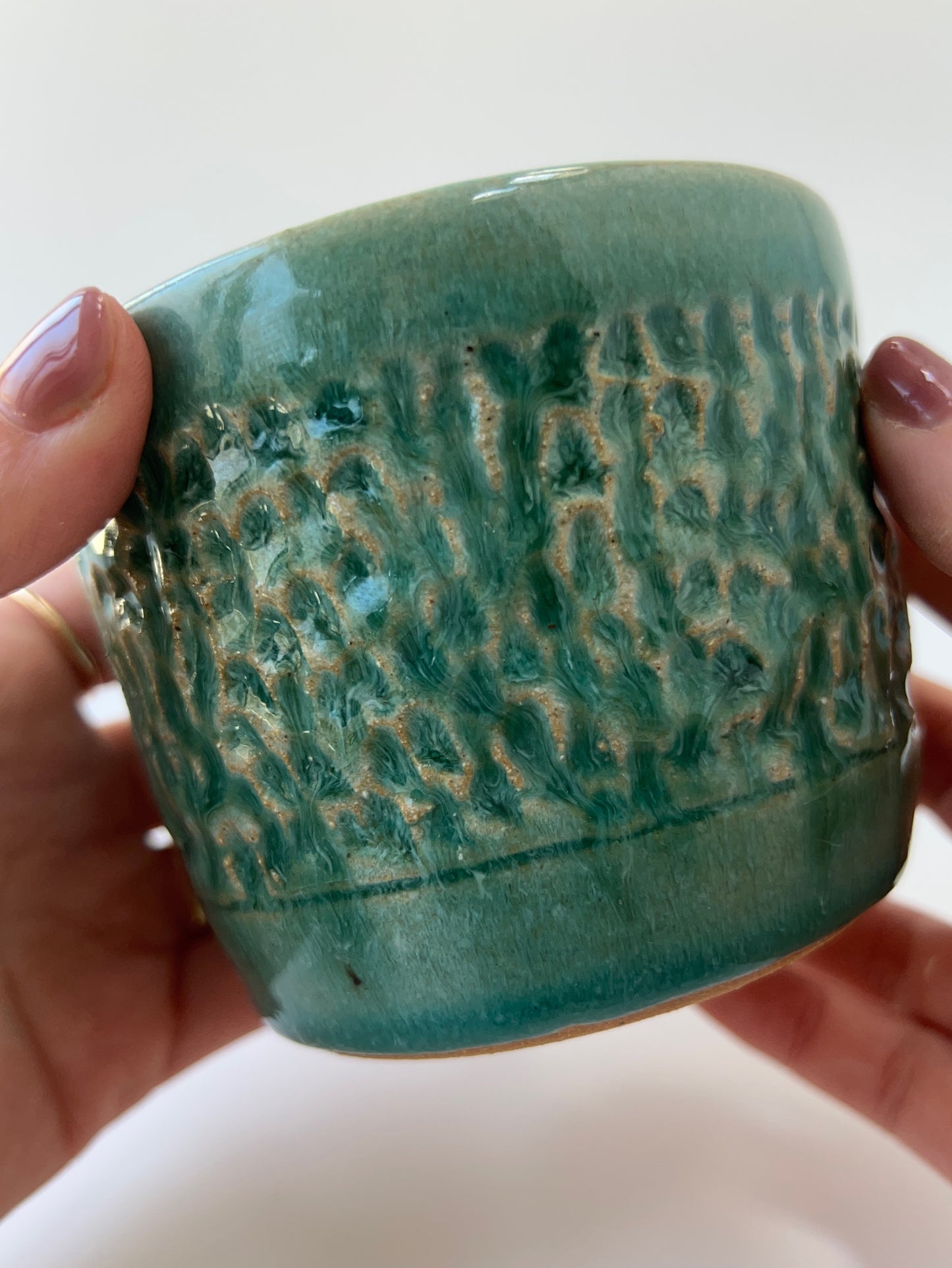 CARVED CUP - TEAL