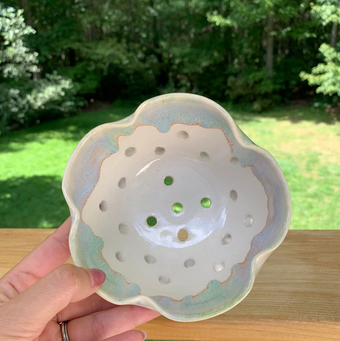 FLOWER BERRY BOWL - SEASIDE