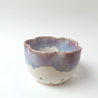 FLOWER BERRY BOWL - PERIWINKLE
