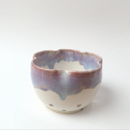 FLOWER BERRY BOWL - PERIWINKLE