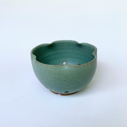 FLOWER BERRY BOWL - SPECKLED JUNIPER (MATTE)