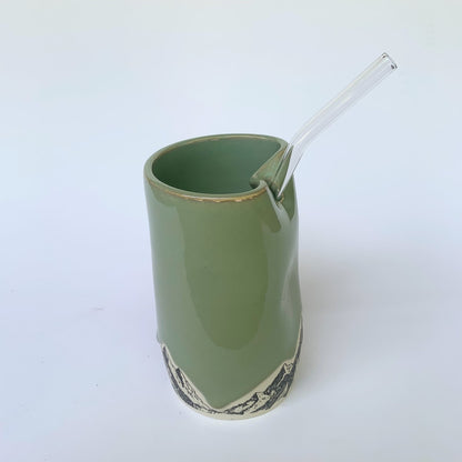 MOUNTAIN STRAW TUMBLER WITH THUMBPRINT- SPEARMINT